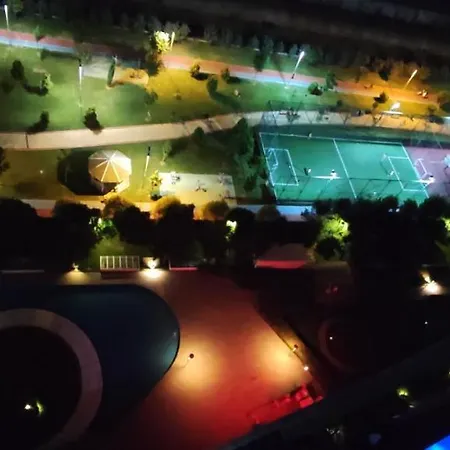 Stylish Flat-eagle Eye For * İstanbul